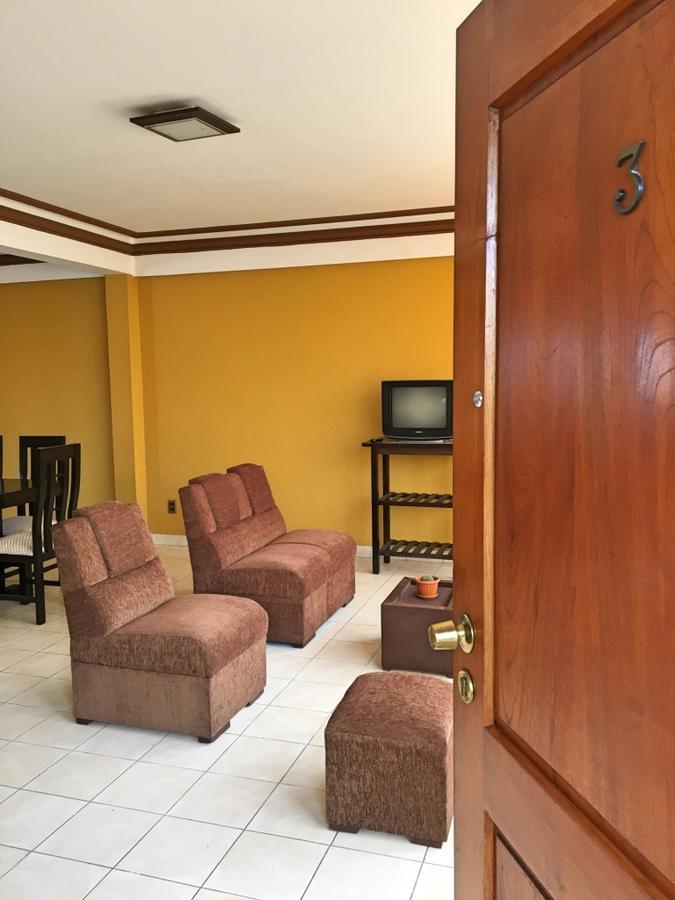 Hostal Urbano Tarija Exterior photo